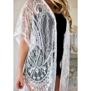 White lace kimono